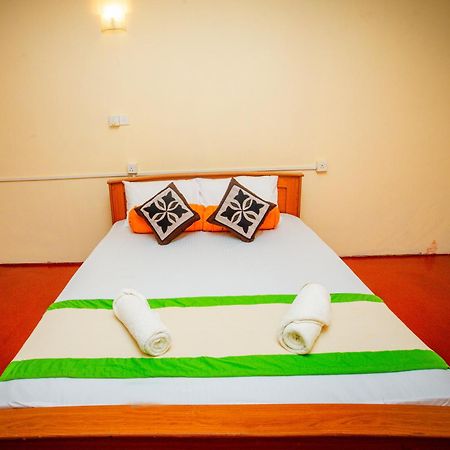 Sunbloom Inn 캔디 외부 사진