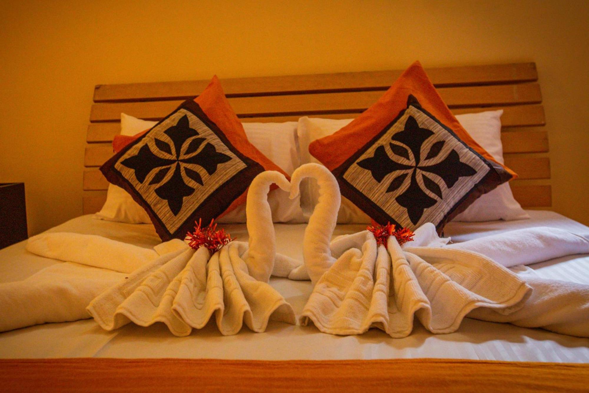 Sunbloom Inn 캔디 외부 사진